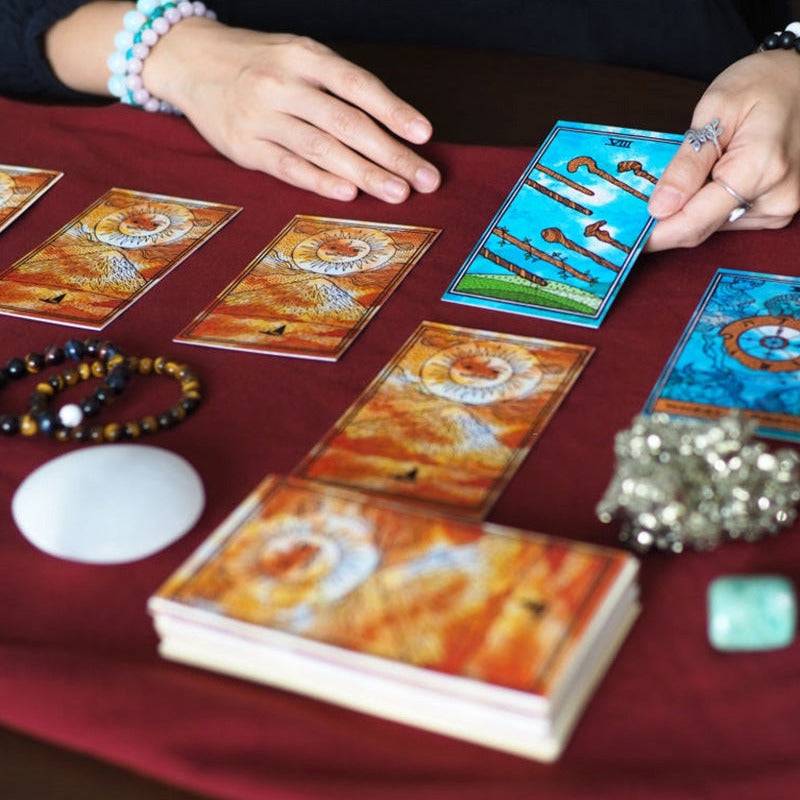 America's Scottish Psychic | How To Use Tarot Spreads | Classes
